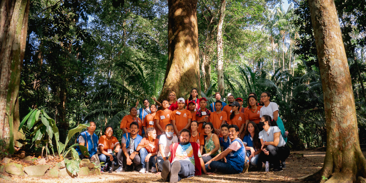 Jovens ribeirinhos da RDS Uatumã realizam intercâmbio no Inpa, em Manaus