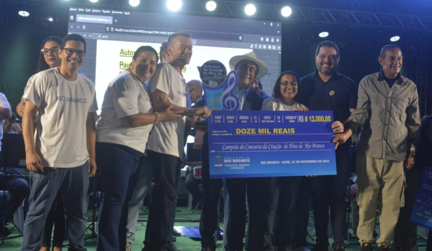 Concurso escolhe hino oficial de Rio Branco em evento na Praça da Revolução