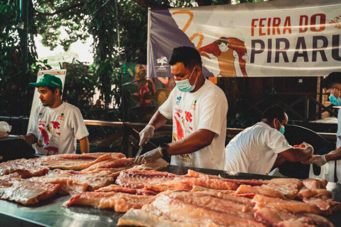 Feira do Pirarucu traz pescado sustentável a partir de R$ 6 em Manaus