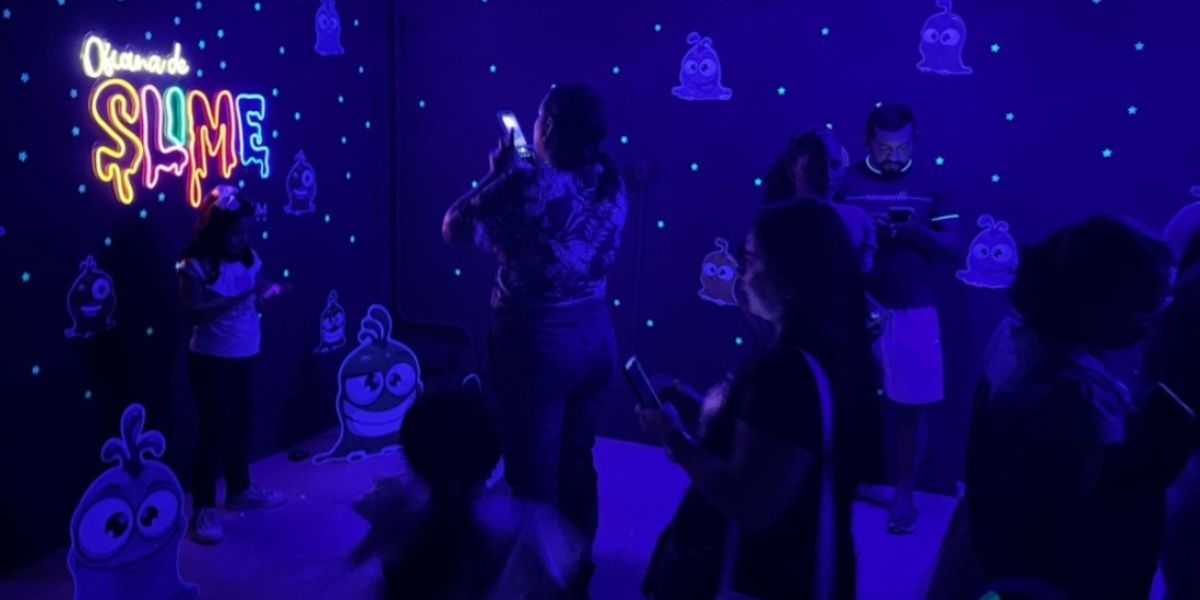 Oficina Gratuita de Slime Neon é atração de férias no Millennium Shopping