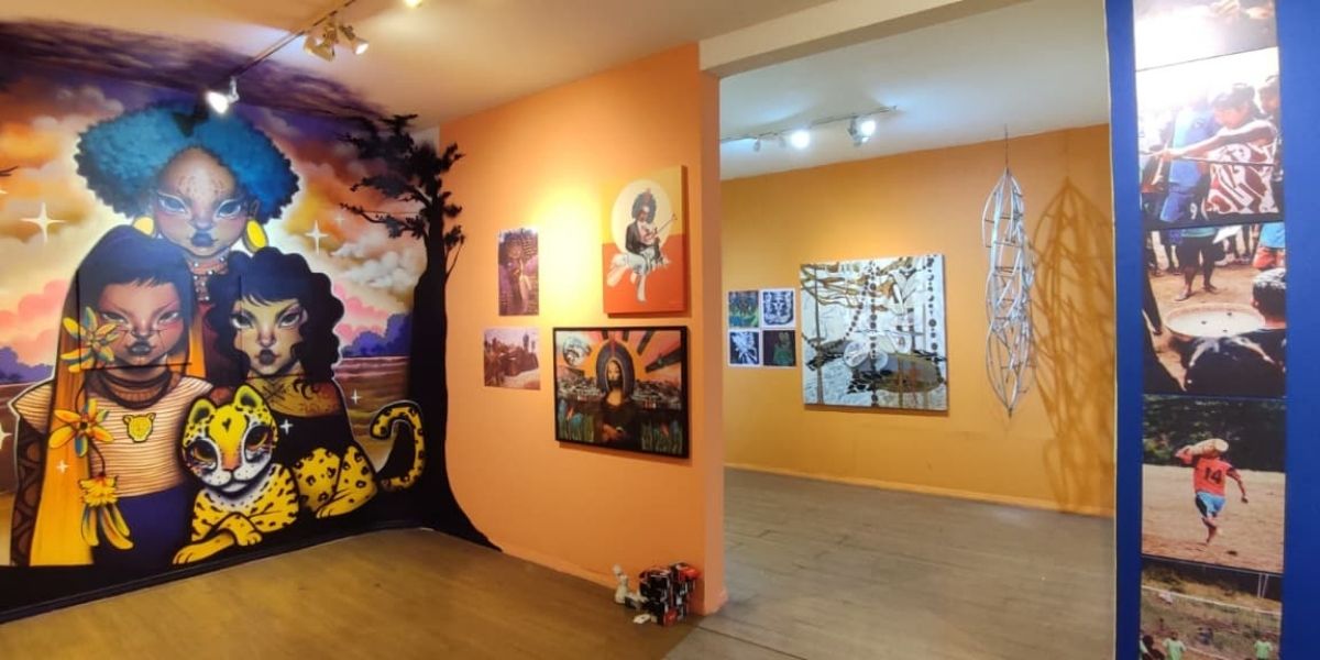 Nova exposição ‘Ilhática Amazônica’ reúne obras de mais de 50 artistas amazonenses